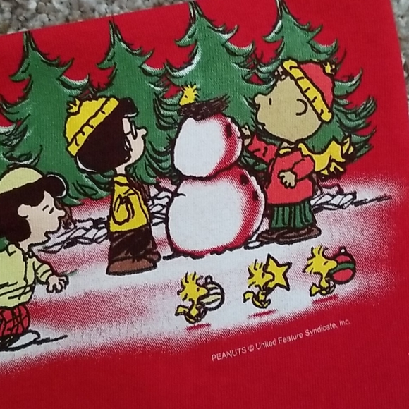 Peanuts Holiday T-Shirt - Picture 4 of 8
